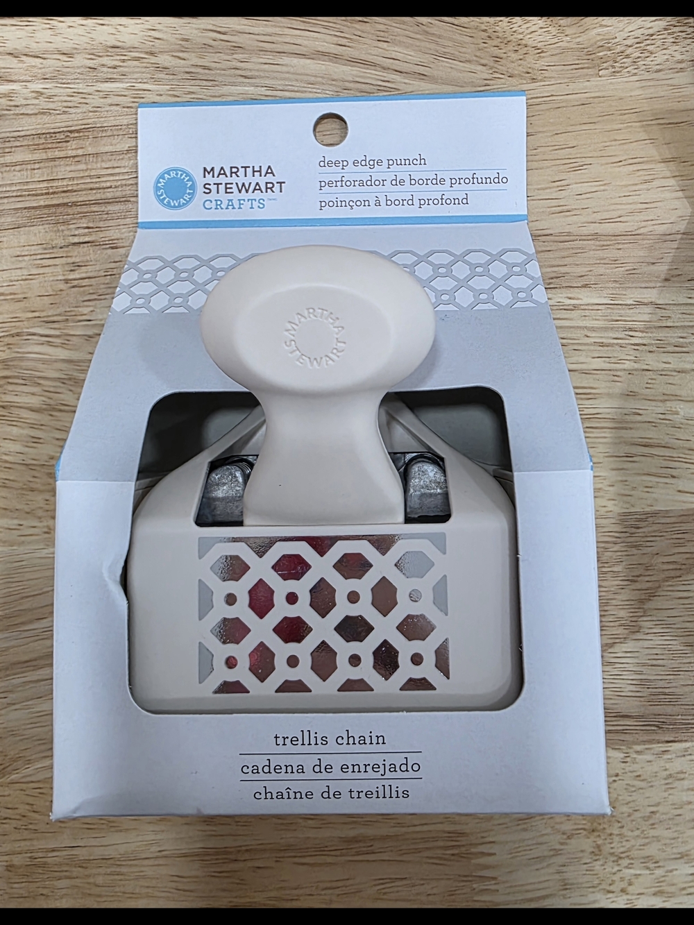 Martha Stewart Beige Trellis Chain Deep Edge Punch NIB